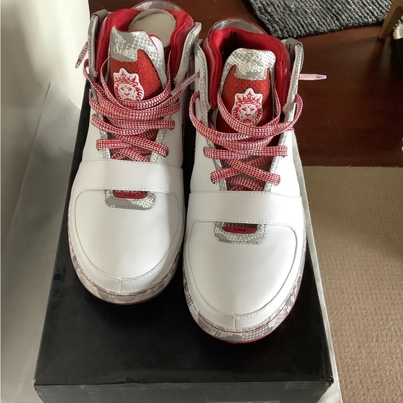 Nike Zoom LeBron 6 'Ohio State' - Picture 3 of 8